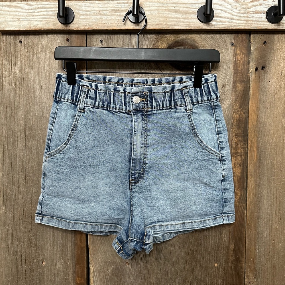Highway Jeans High Rise Denim Jean Shorts in Faded Blue Size 3 Juniors
